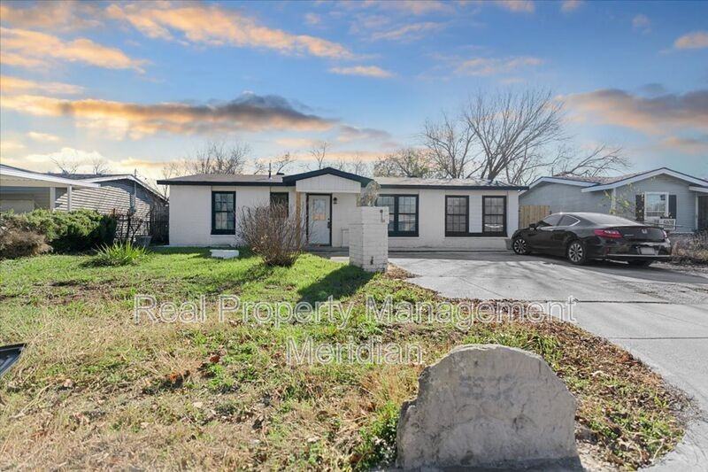 5532 Burton Ave - Photo 2 of 22