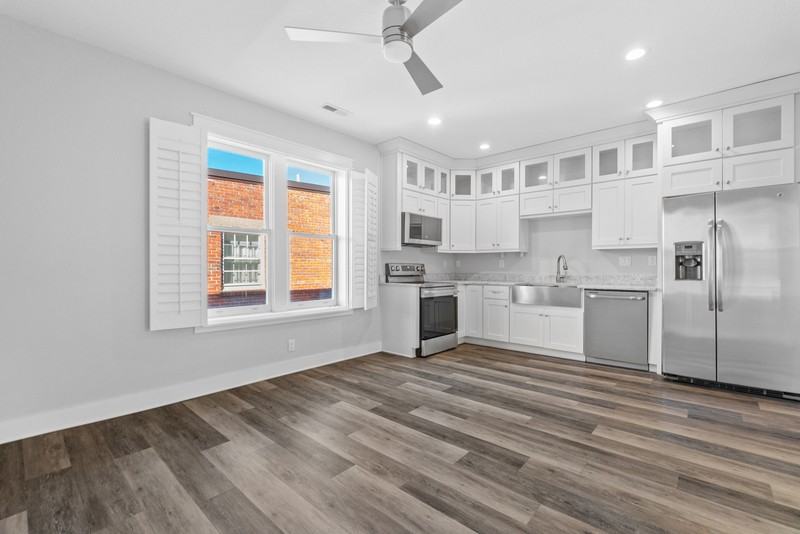 511 Graydon Ave #6 - Photo 3 of 26