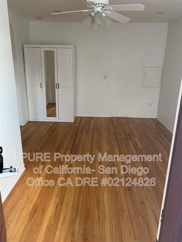 3247 33rd St - Photo 2 of 11