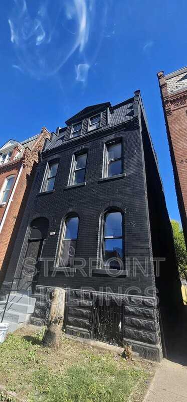 3916 N 21st St - Photo 2 of 10