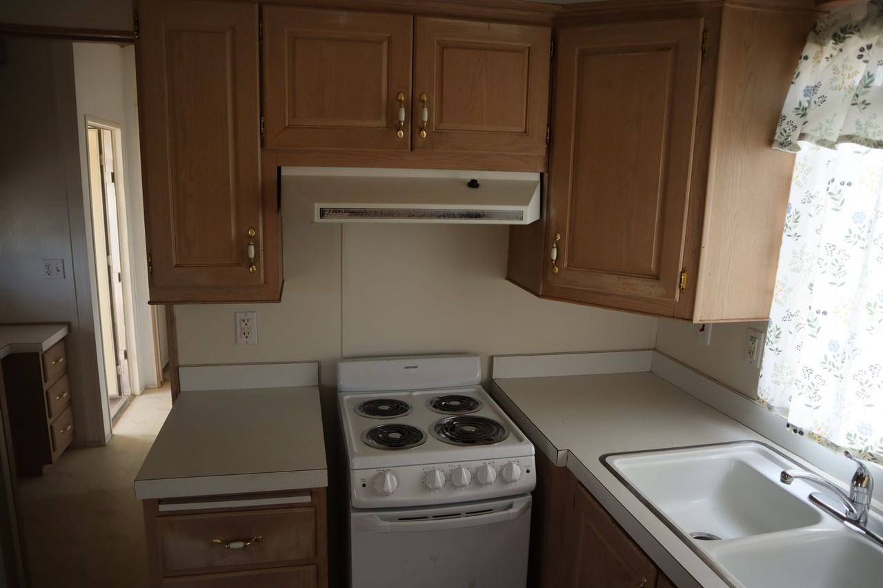 800 S Quarter Horse Ave - Photo 2 of 18