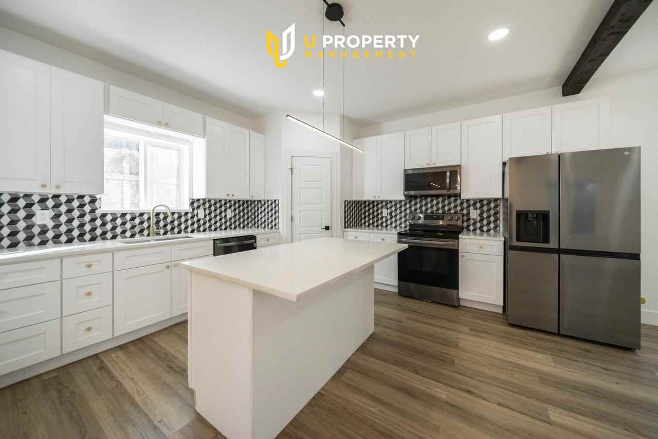 2814 Chicago St - Photo 6 of 24