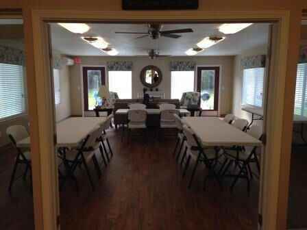 Showboat Manor - Photo 4 of 19