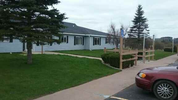 Pine Park Apartments - Photo 2 of 3