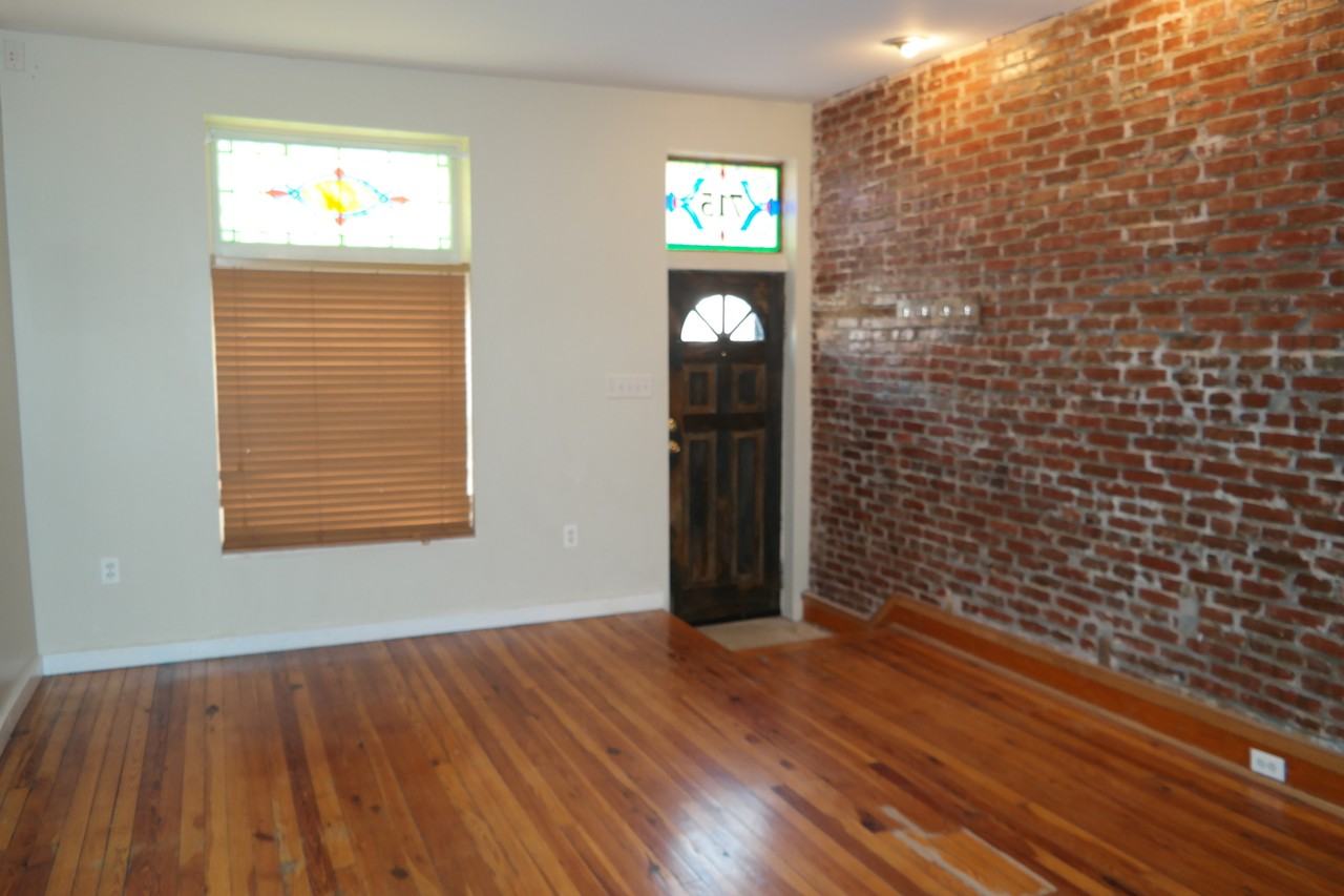 715 Fagley St - Photo 2 of 18