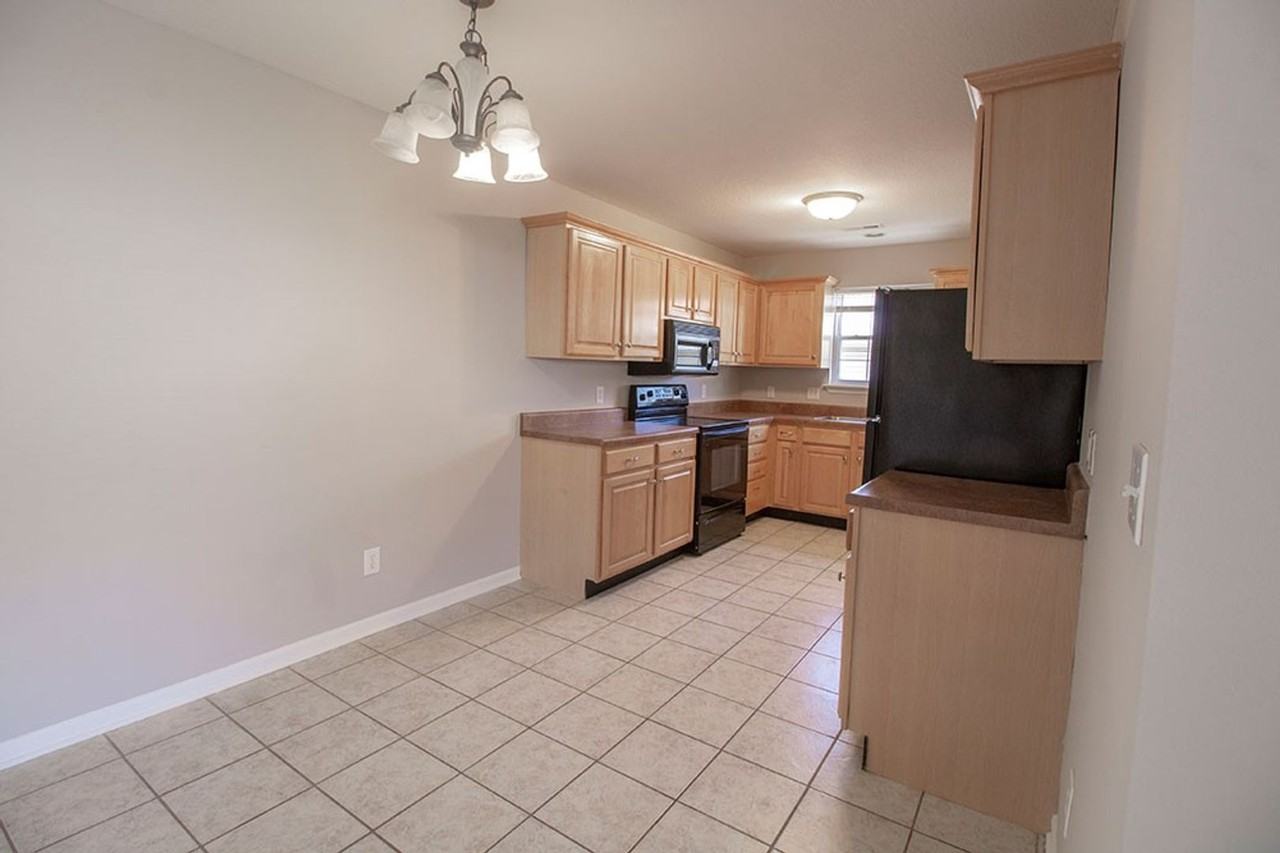 1921 Field St - Photo 5 of 32