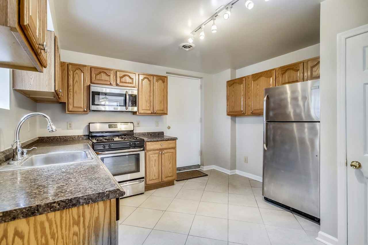 412 George St - Photo 2 of 29