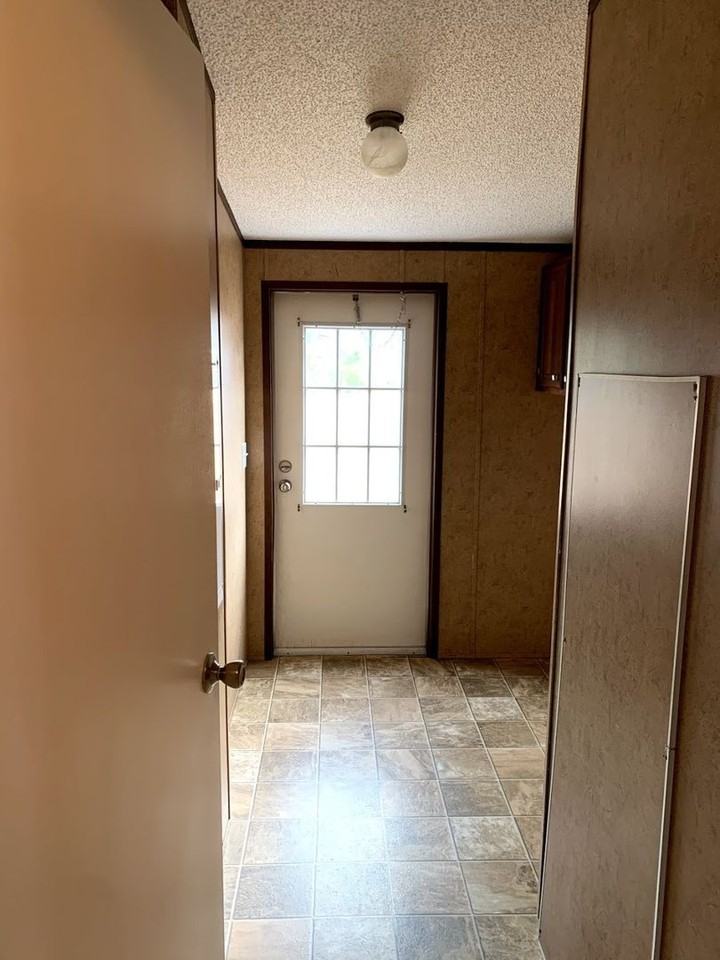 20 Herschels Way - Photo 3 of 11