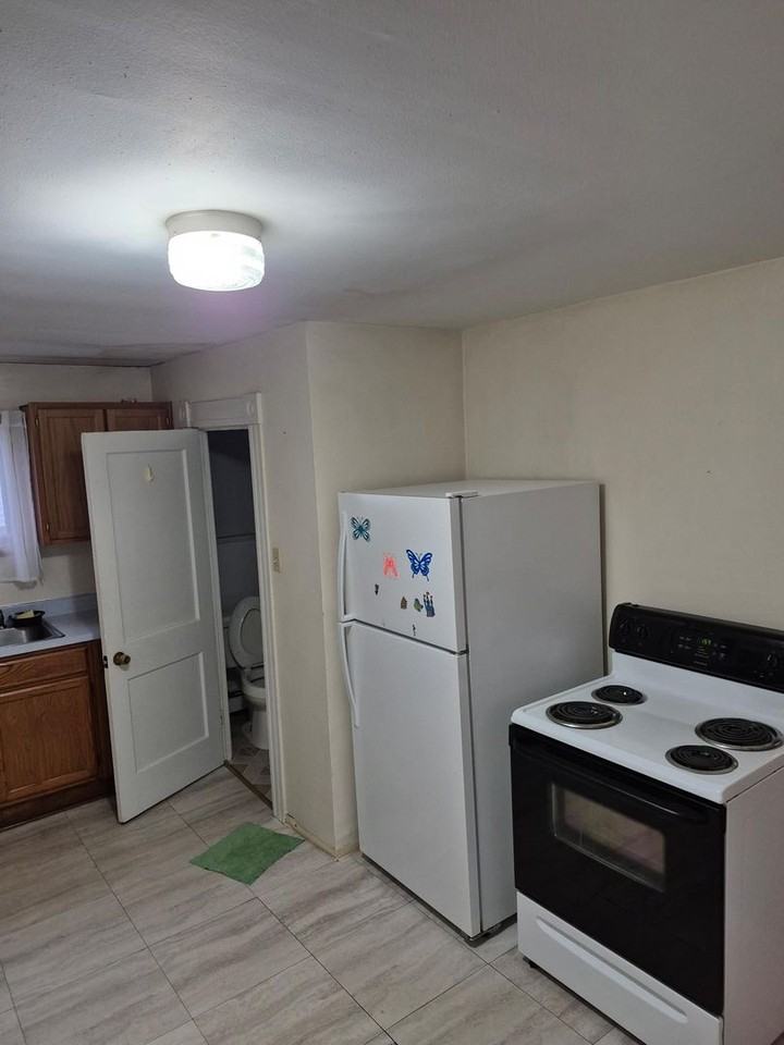 17 Bridge St - Photo 3 of 5