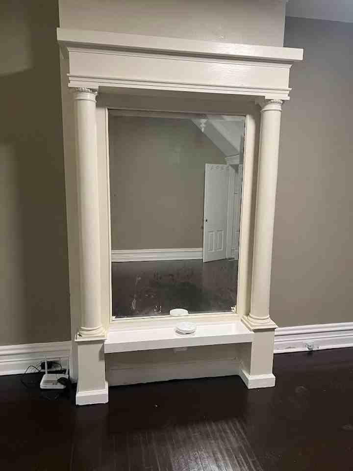 151 W Windsor St - Photo 2 of 20