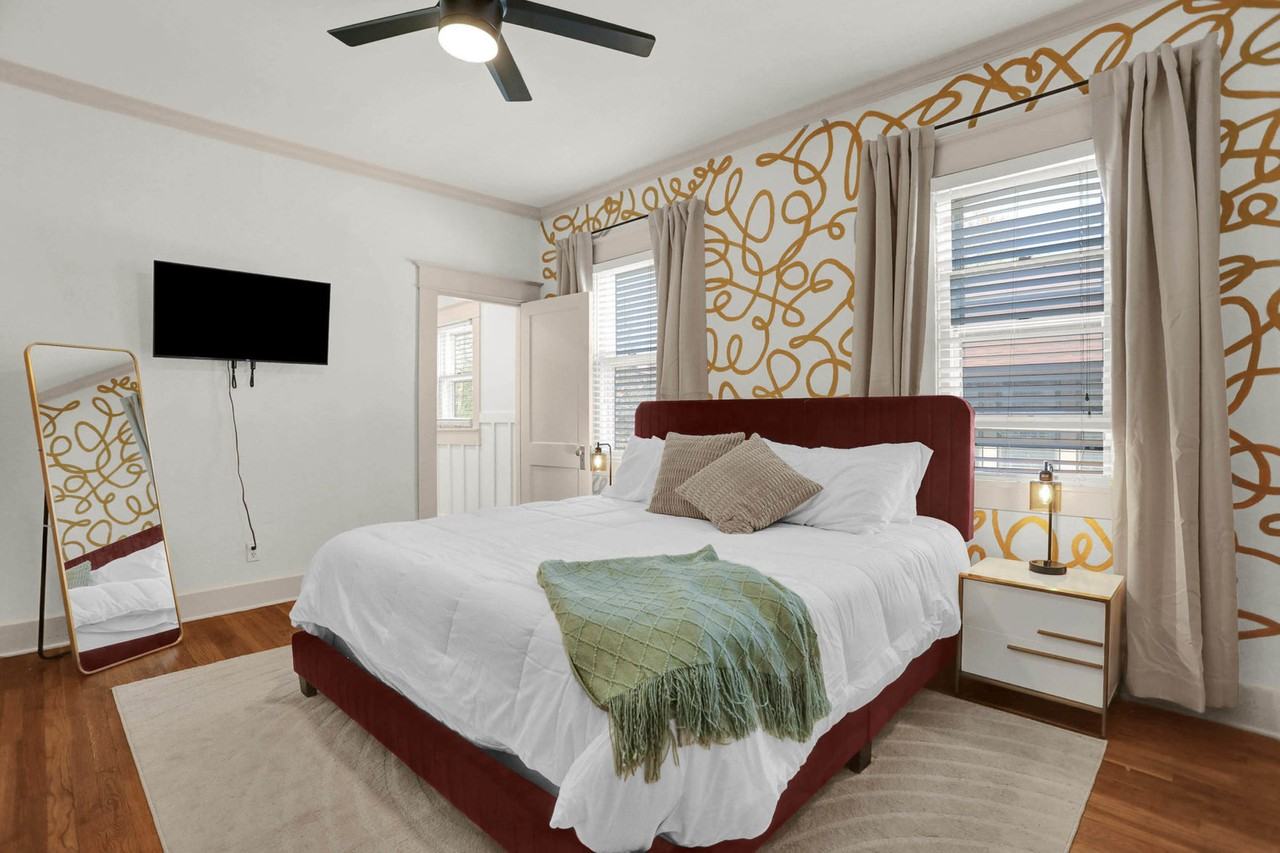 397 Angelus St #1023312P - Photo 7 of 27