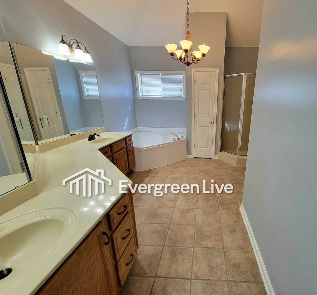 9059 Coral Shell Ln - Photo 4 of 21