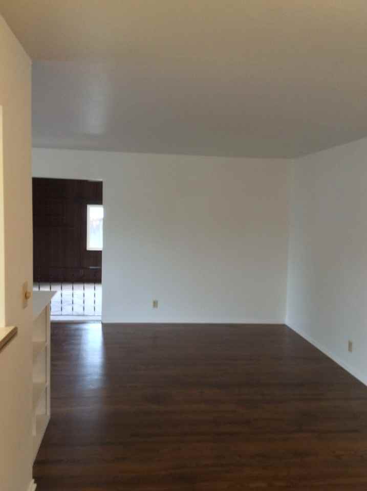 1372 Heckman Way - Photo 3 of 13
