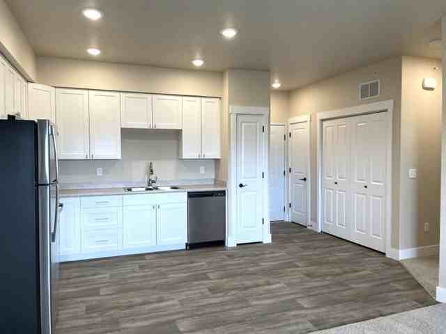 5385 Elyn Loop #210