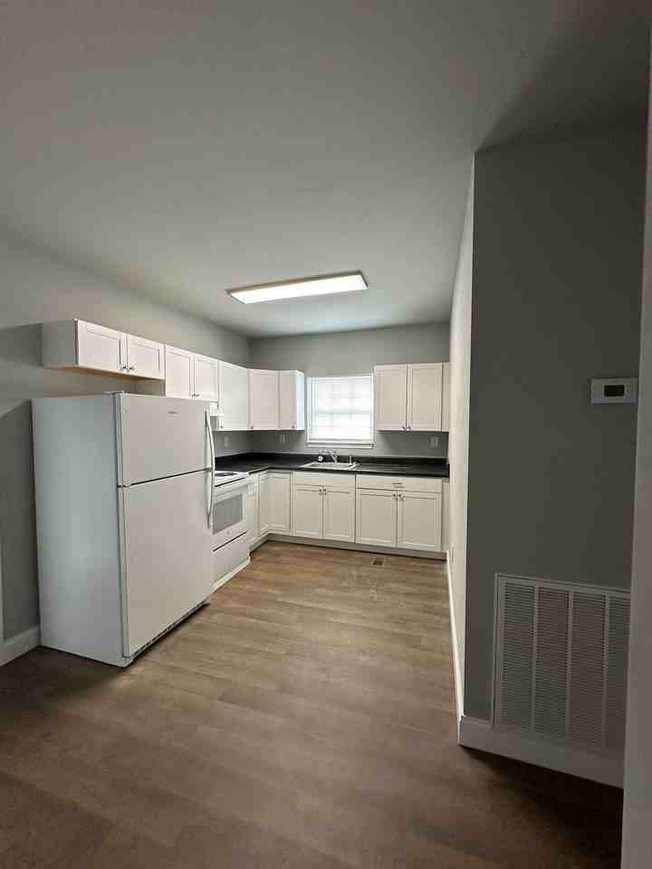 104 E Central Ave #NA - Photo 3 of 7