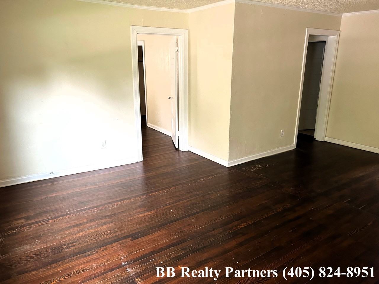 308 S Urbana Ave #NA - Photo 3 of 16