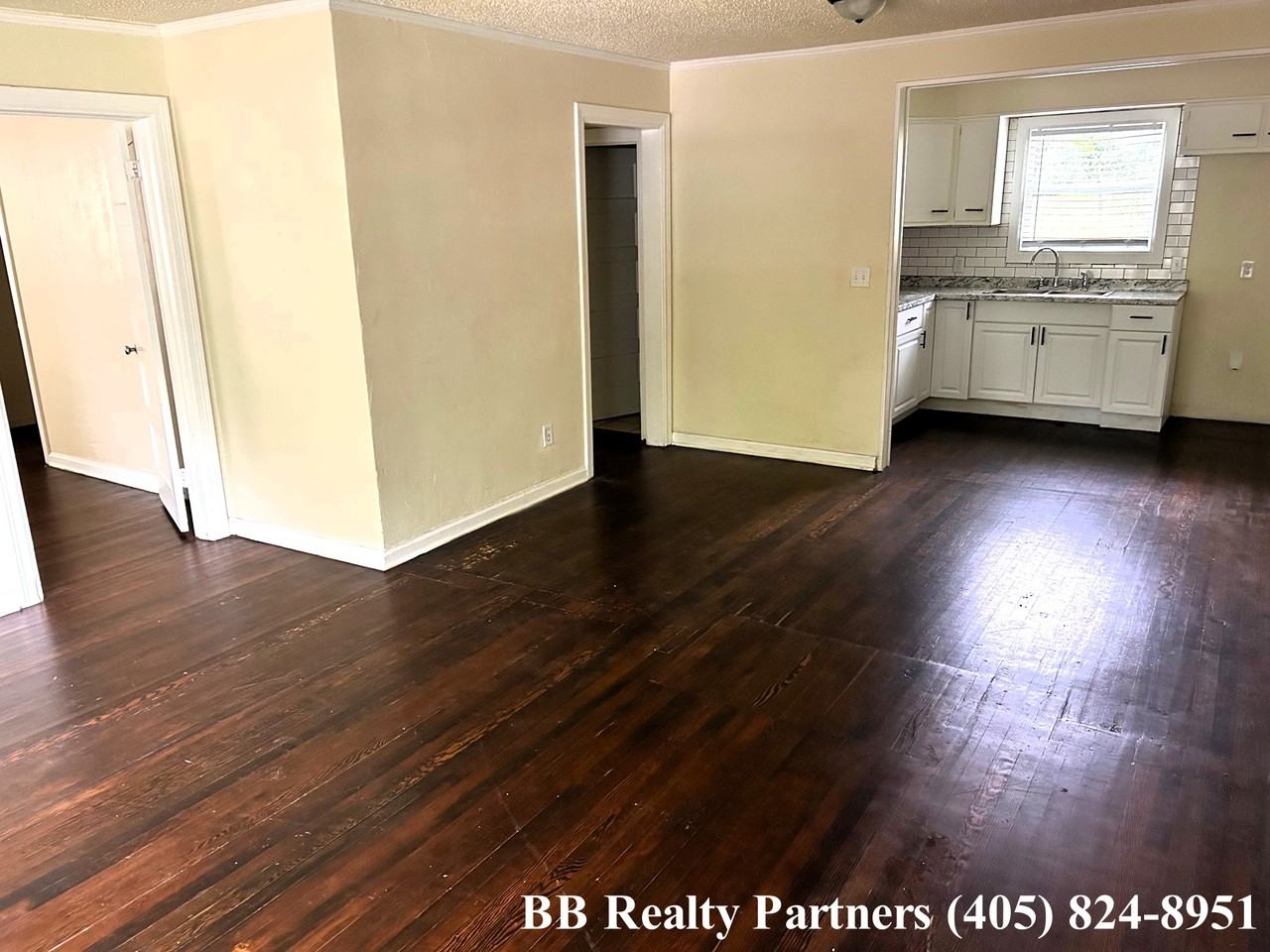 308 S Urbana Ave #NA - Photo 4 of 16