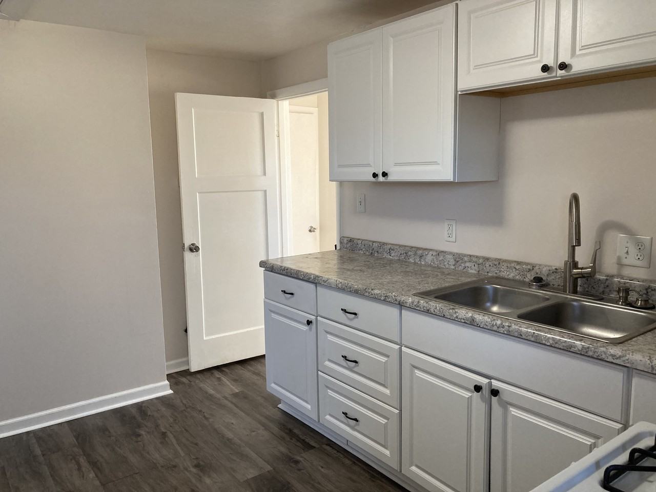 5 Krug Ave #2 - Photo 3 of 18