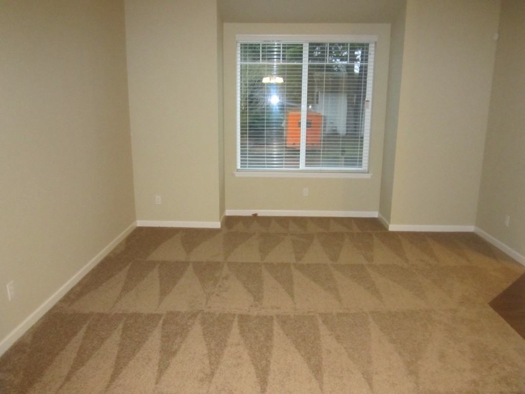 1836 S 244th Pl - Photo 3 of 17