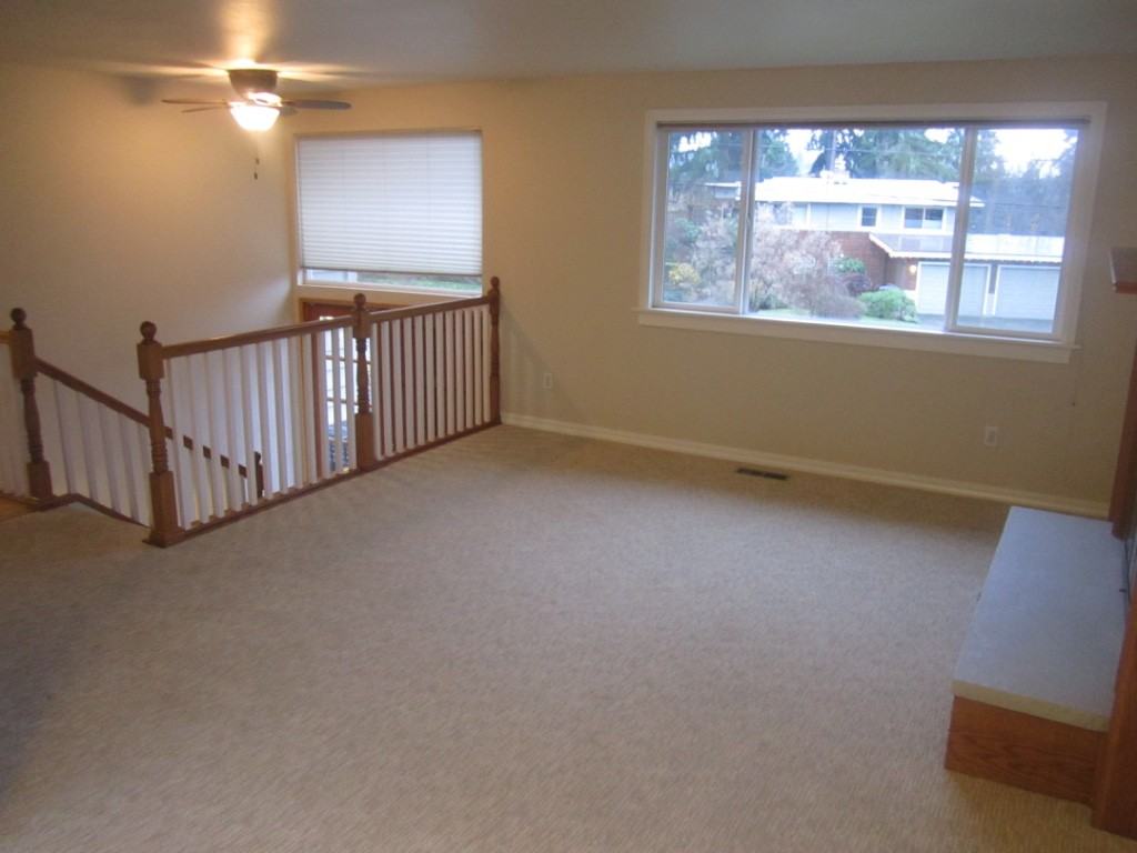 11404 NE 92nd St - Photo 3 of 21