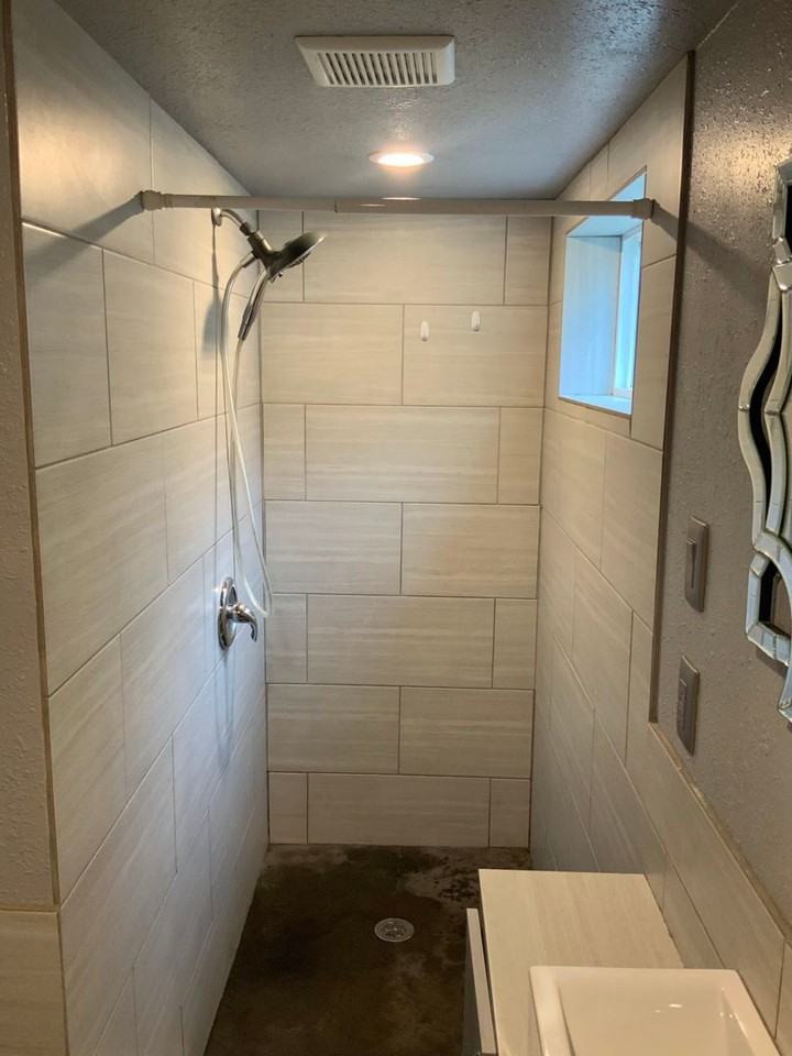 1610 Riverview St #A - Photo 3 of 17