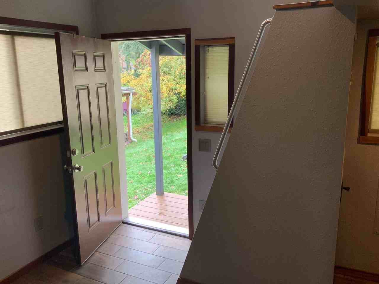 1610 Riverview St #A - Photo 4 of 17