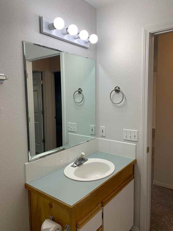 1550 Nw Milwaukee Ave #11 - Photo 4 of 12