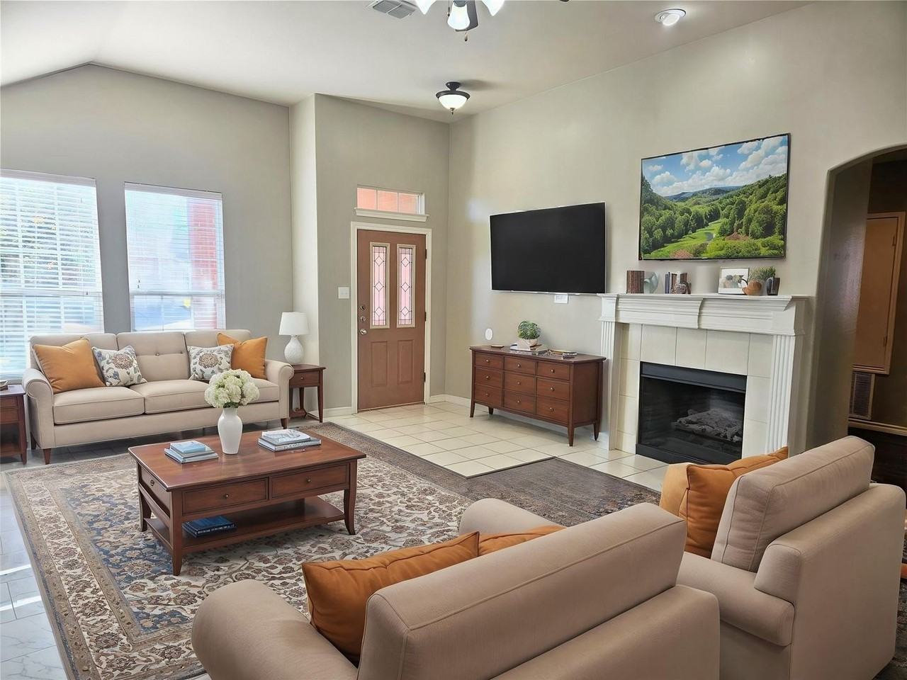 2341 Clairborne Dr - Photo 4 of 23