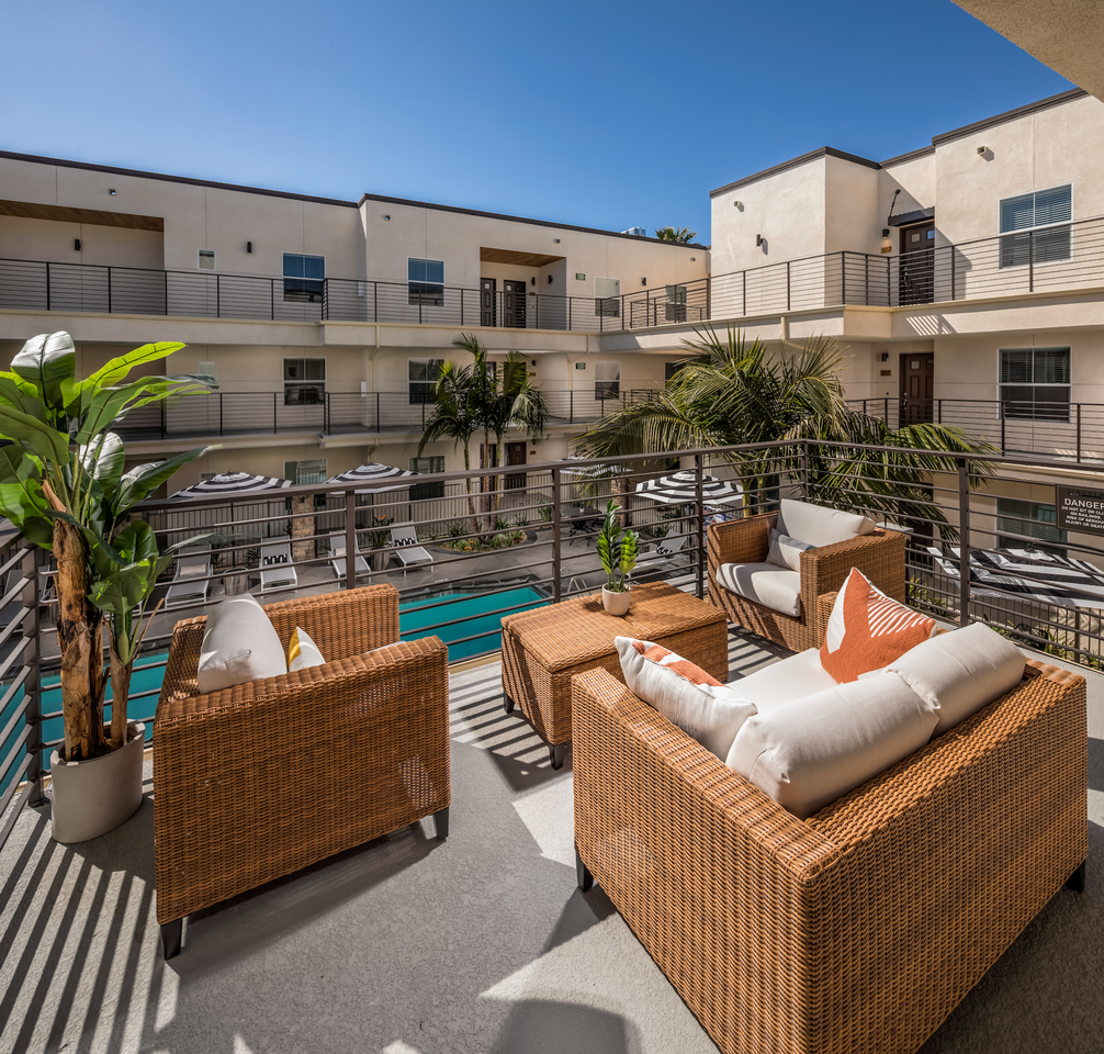 Lincoln West - Photo 7 of 12