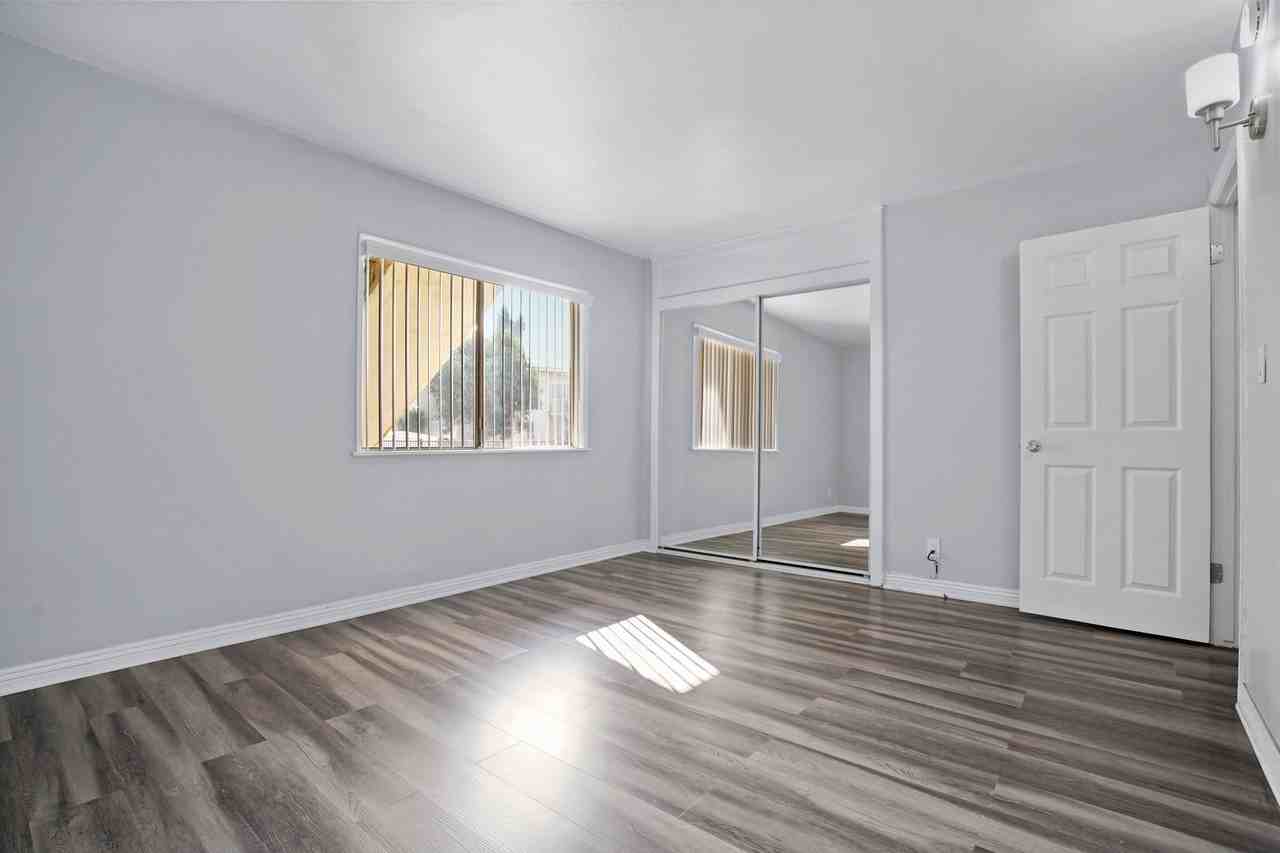 Mulberry Apartments - Photo 7 of 39