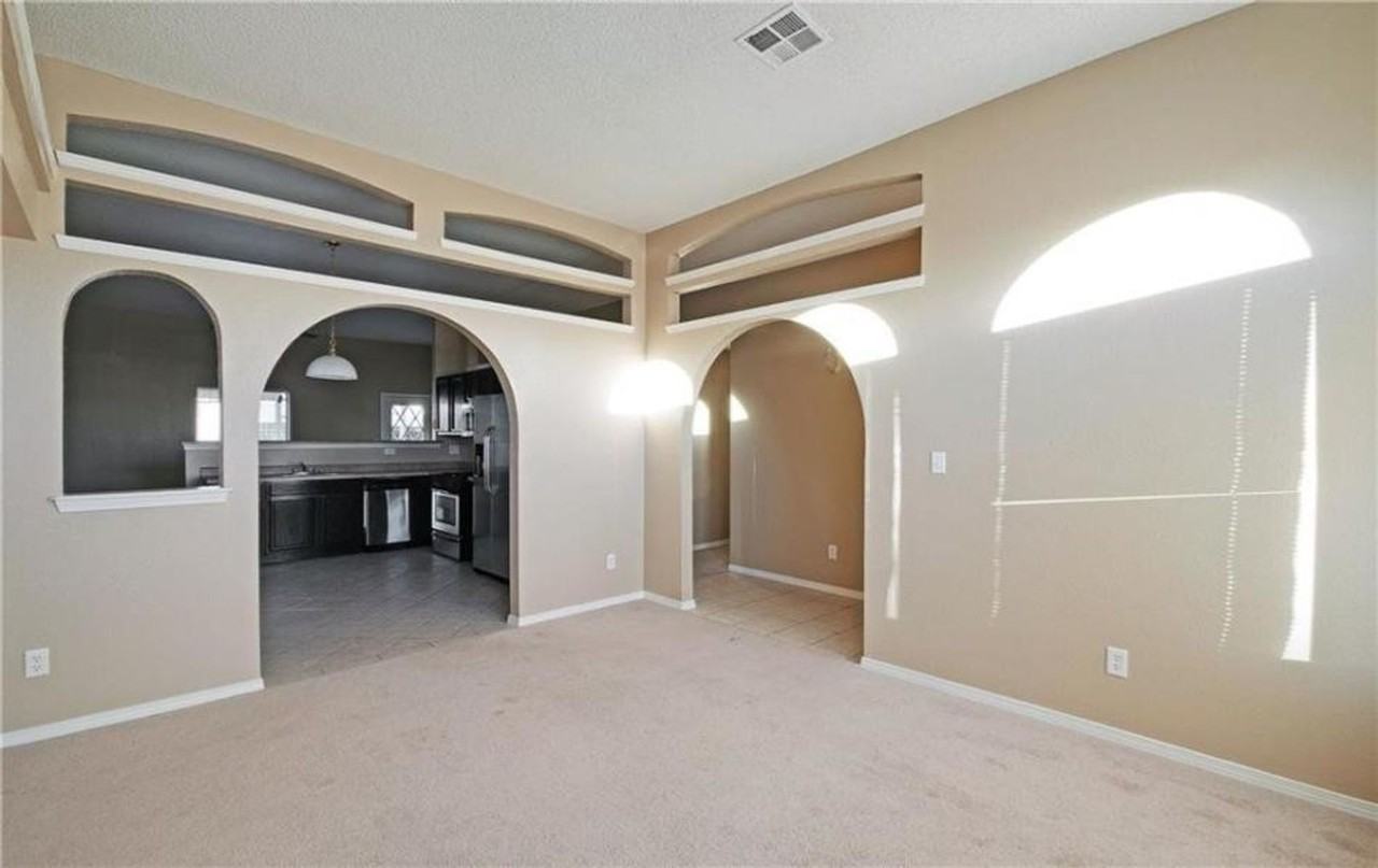304 Jim Hofher Pl - Photo 5 of 21
