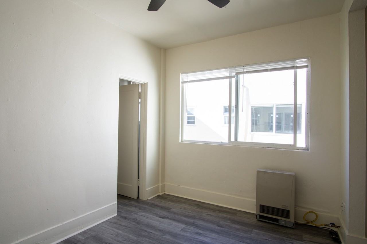 2044 N Kilpatrick St #309 - Photo 5 of 12