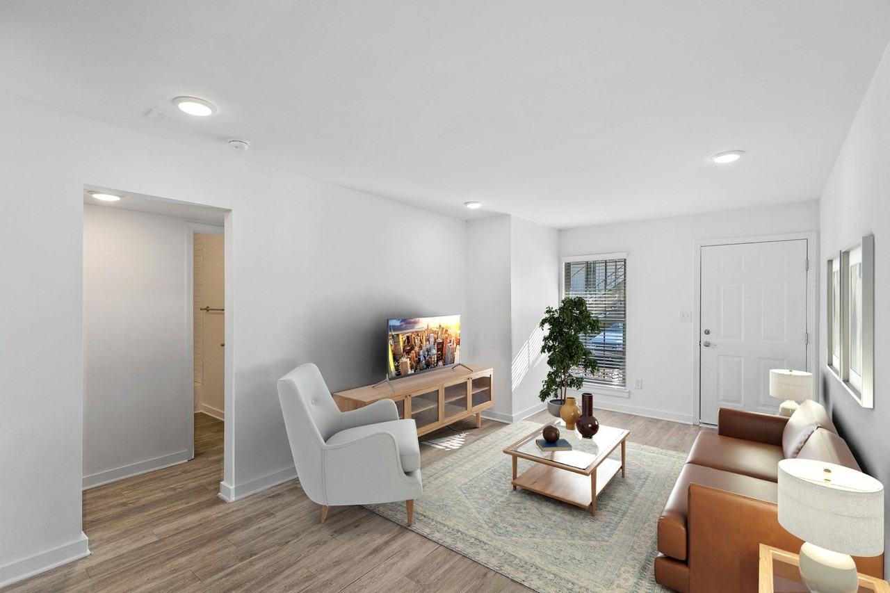 Idlewild - Photo 4 of 26