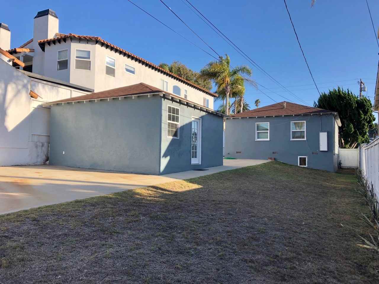 661 36th St - Photo 7 of 12