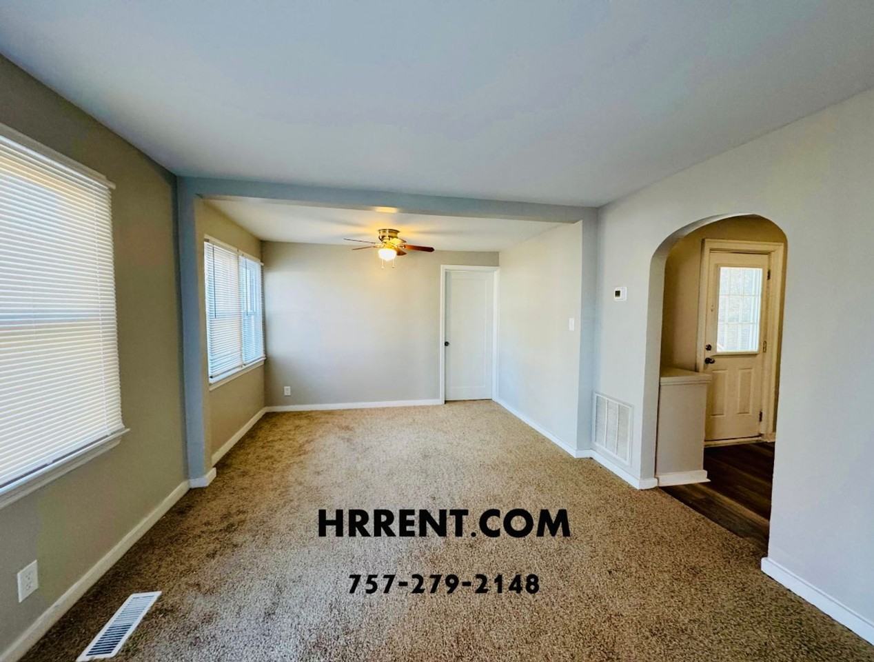 5325 Ashby St - Photo 2 of 15