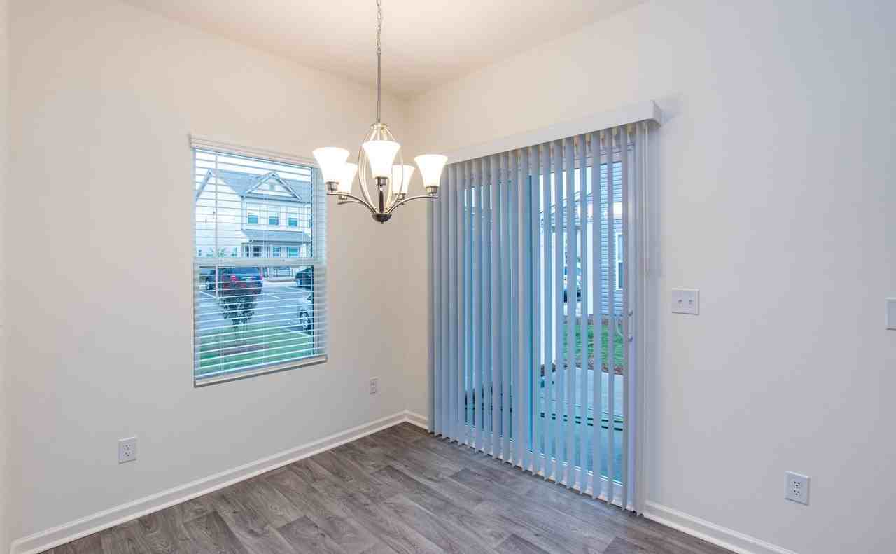 3916 Wagon Way - Photo 6 of 15