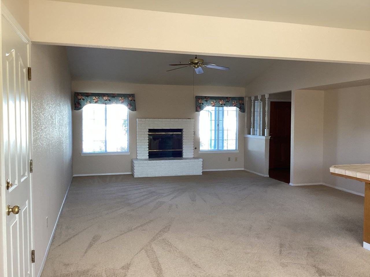 6589 N Maroa Ave #114 - Photo 4 of 22