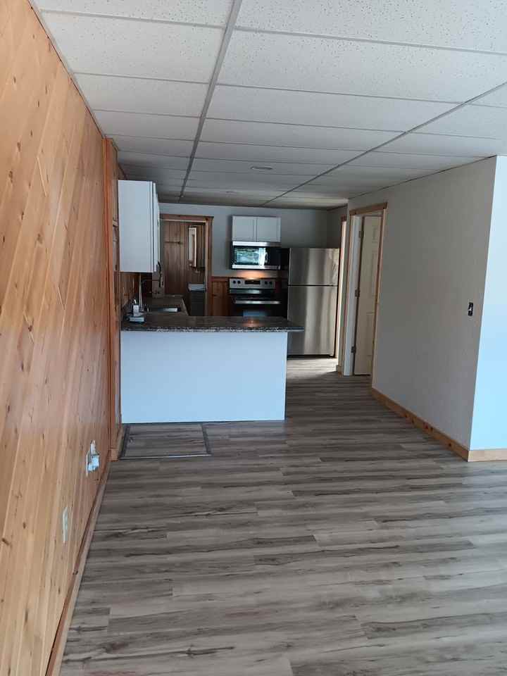 Knotty Pines Apartments - Photo 3 of 10
