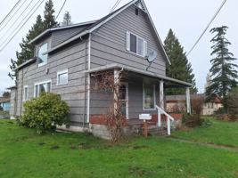 featured image of 903 Cedar Ave