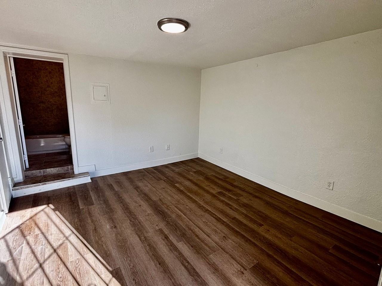 1014 S Evans St #3 - Photo 2 of 12
