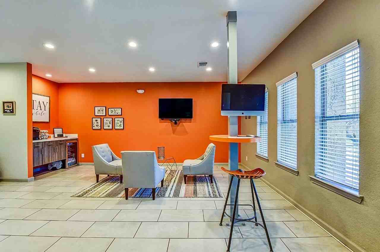 Sierra Apartments - Photo 7 of 50