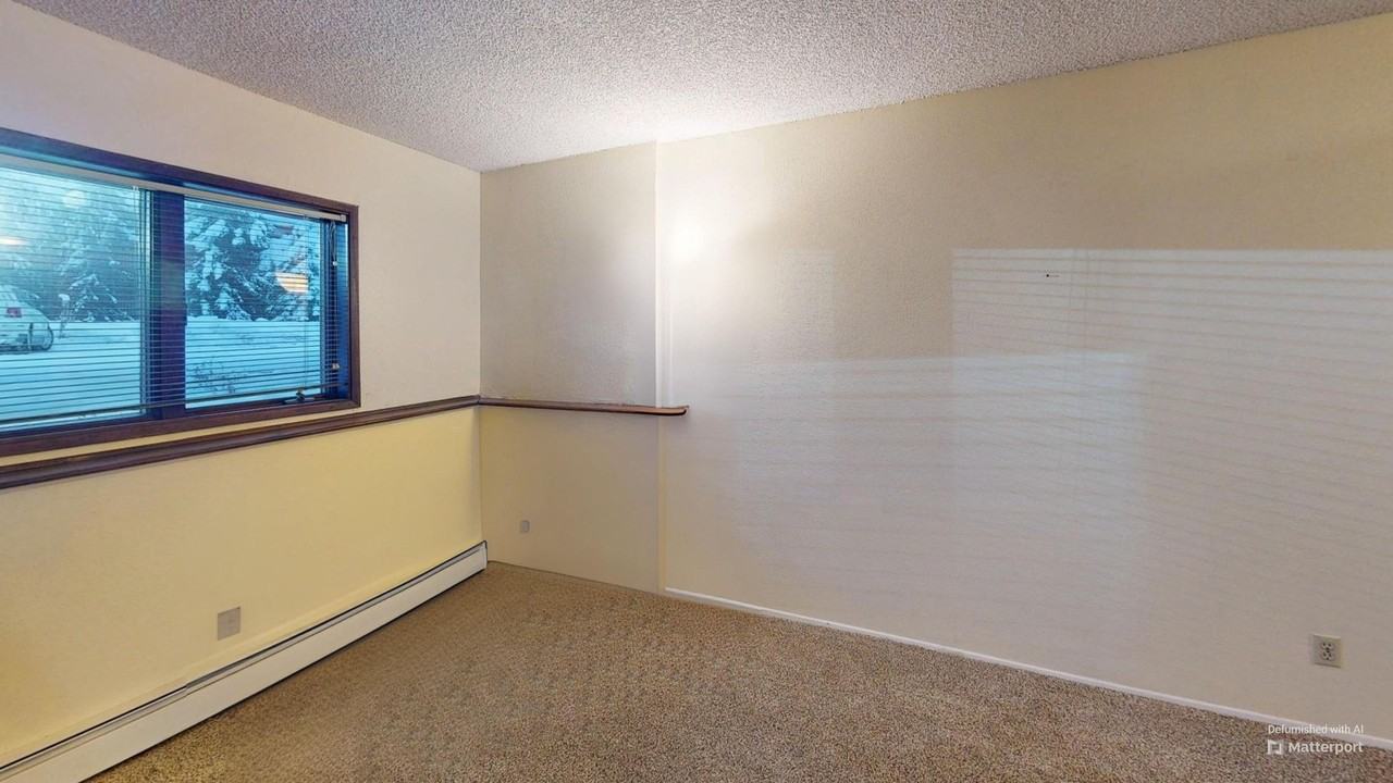 4921 Dartmouth Dr - Photo 6 of 10