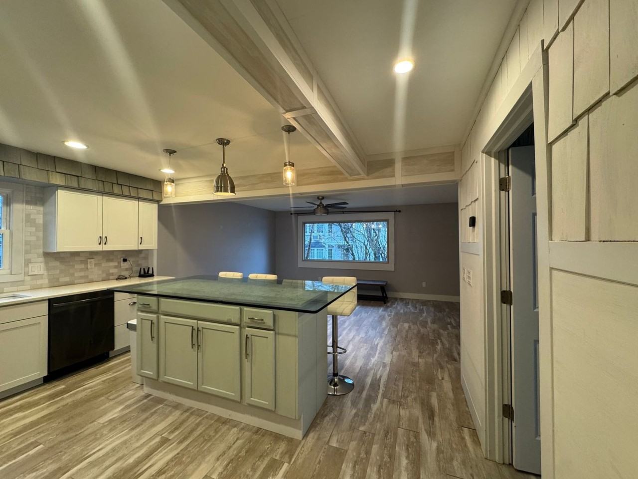 7281 Meadowlawn Dr - Photo 3 of 14