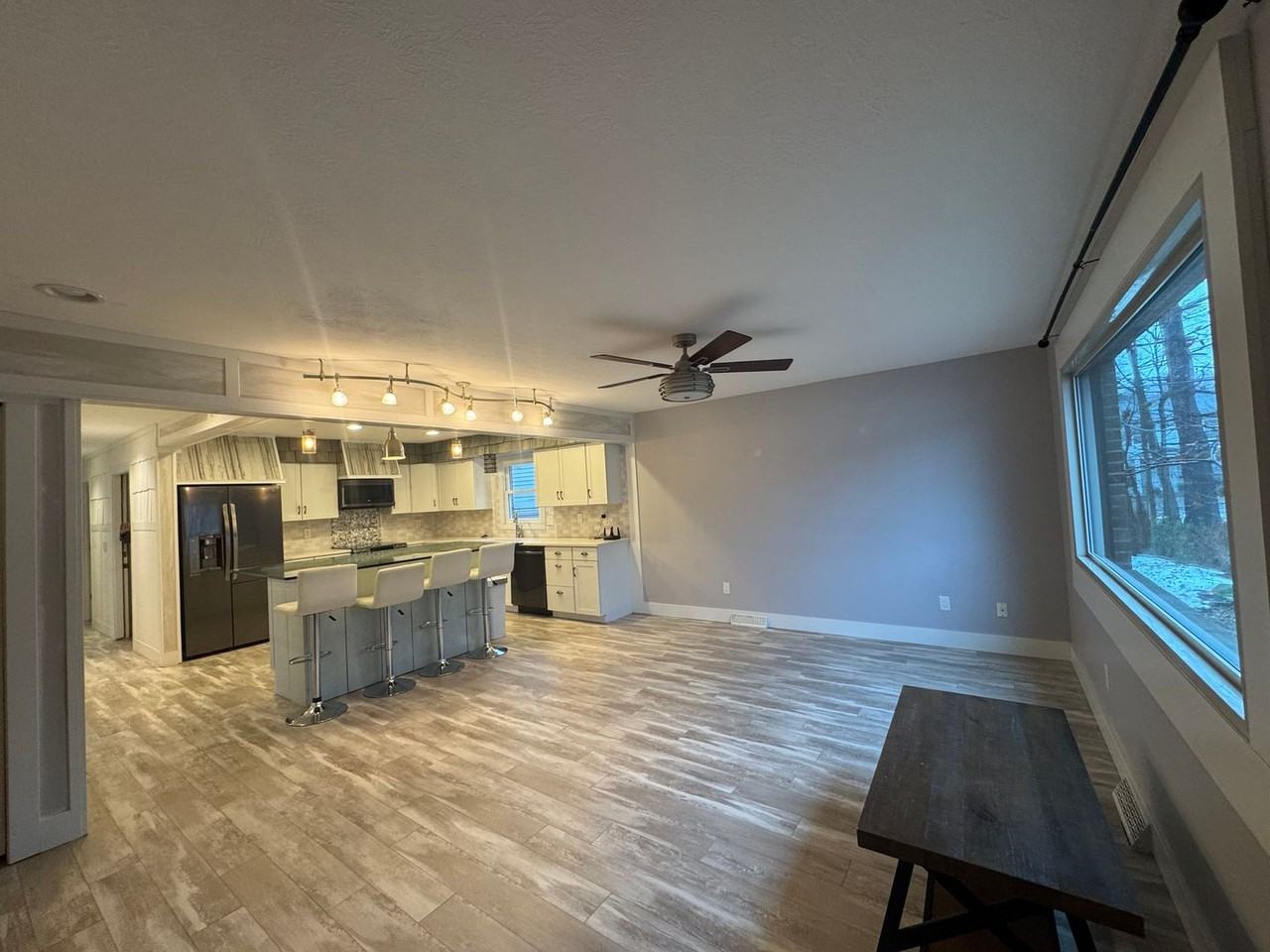 7281 Meadowlawn Dr - Photo 4 of 14