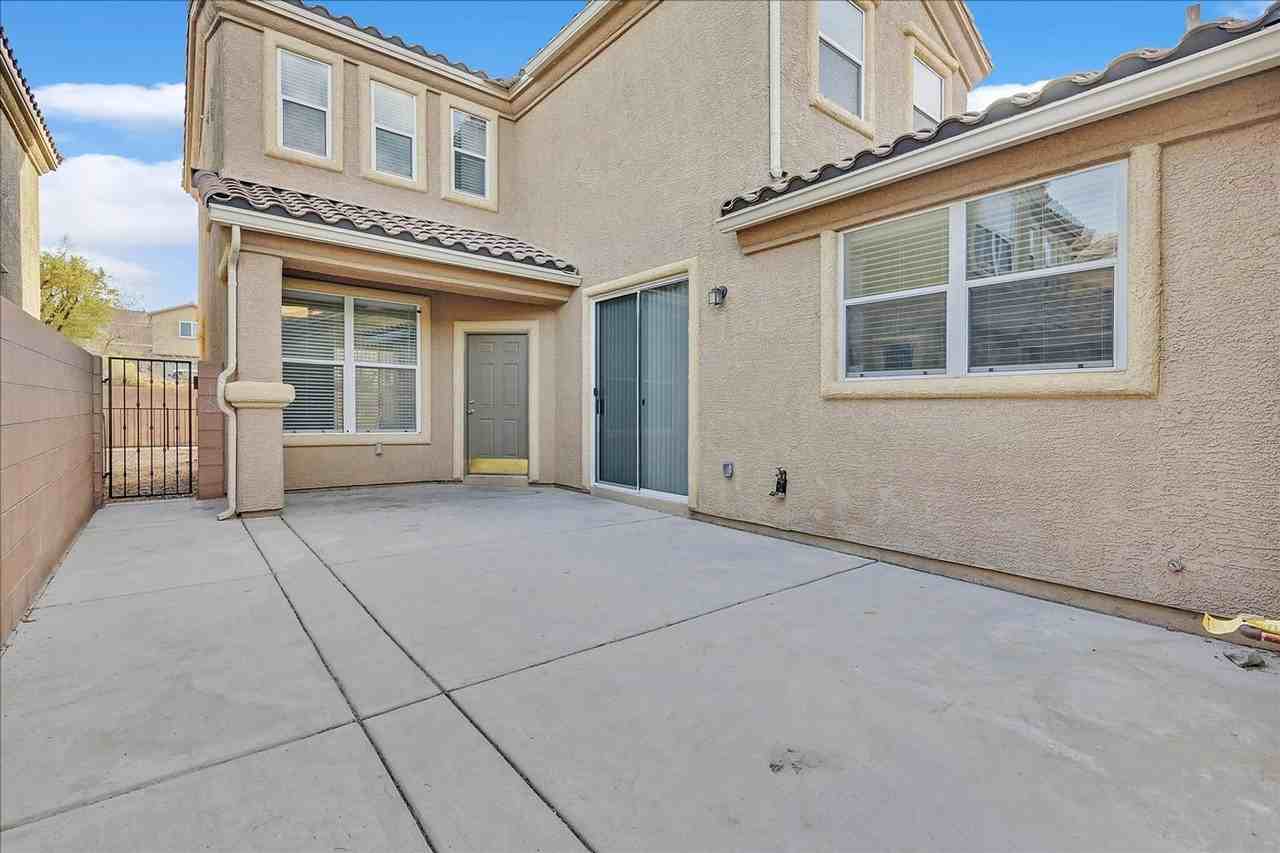 8755 Salvation St - Photo 6 of 50