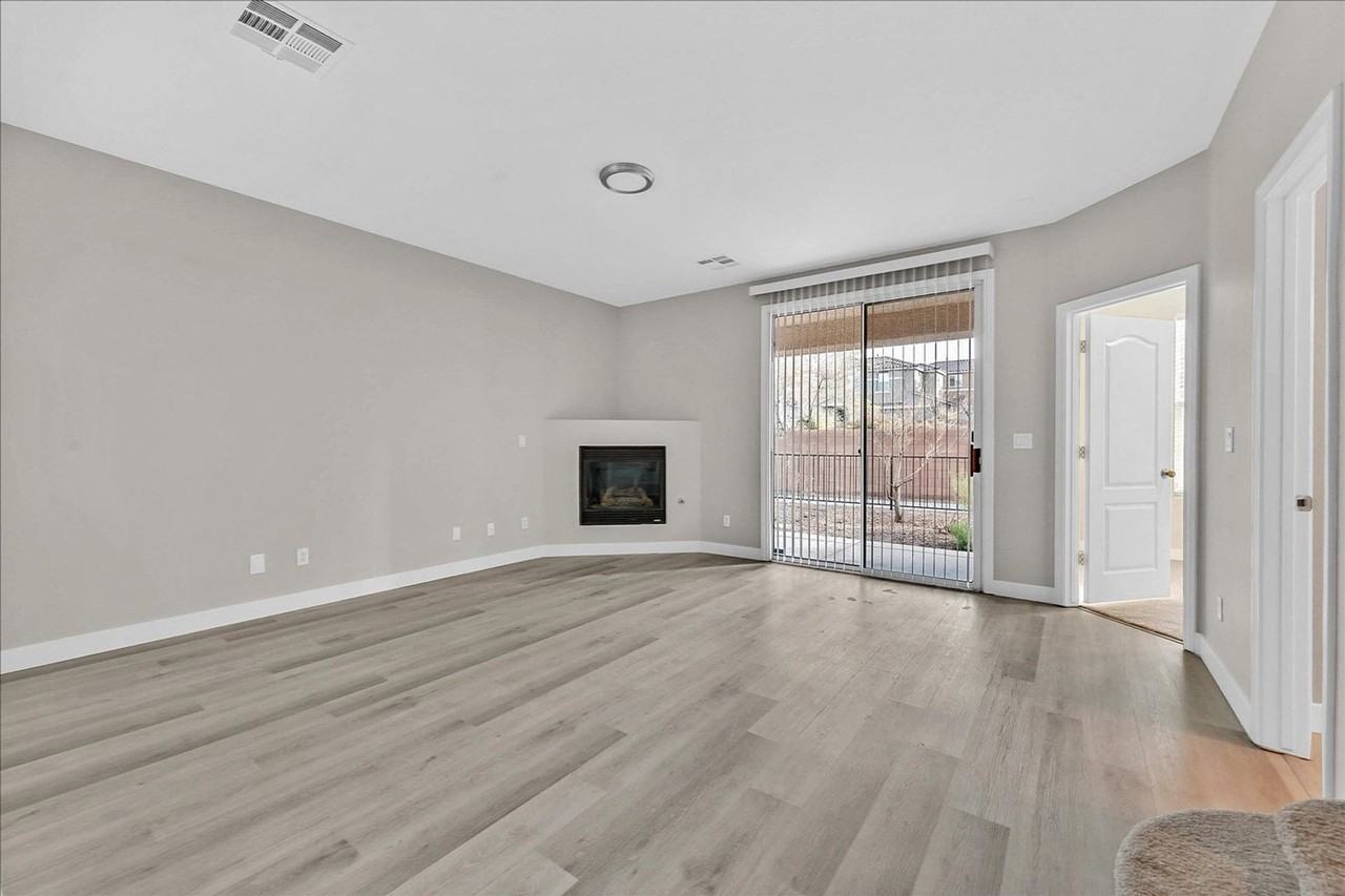 8755 Salvation St - Photo 7 of 50