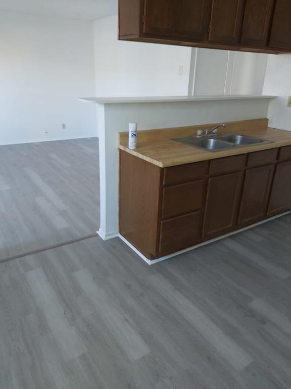 12319 PEARBLOSSOM AVE V-10 A - Photo 5 of 19