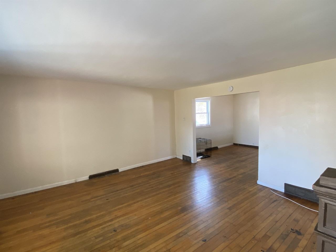2405 Michigan Ave - Photo 3 of 7