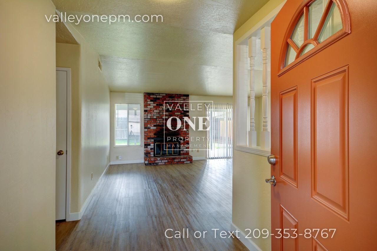 2232 Ridgeway Dr - Photo 5 of 32