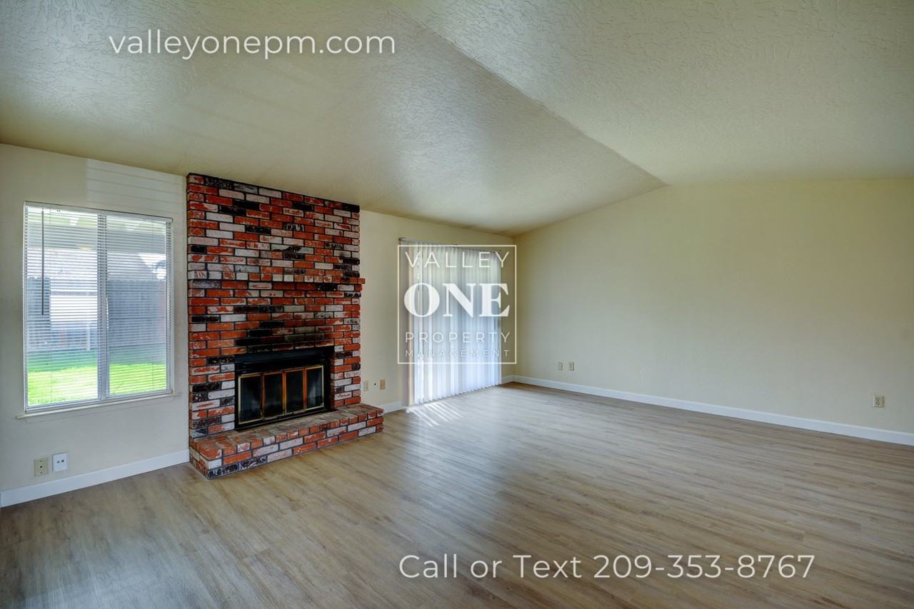 2232 Ridgeway Dr - Photo 6 of 32